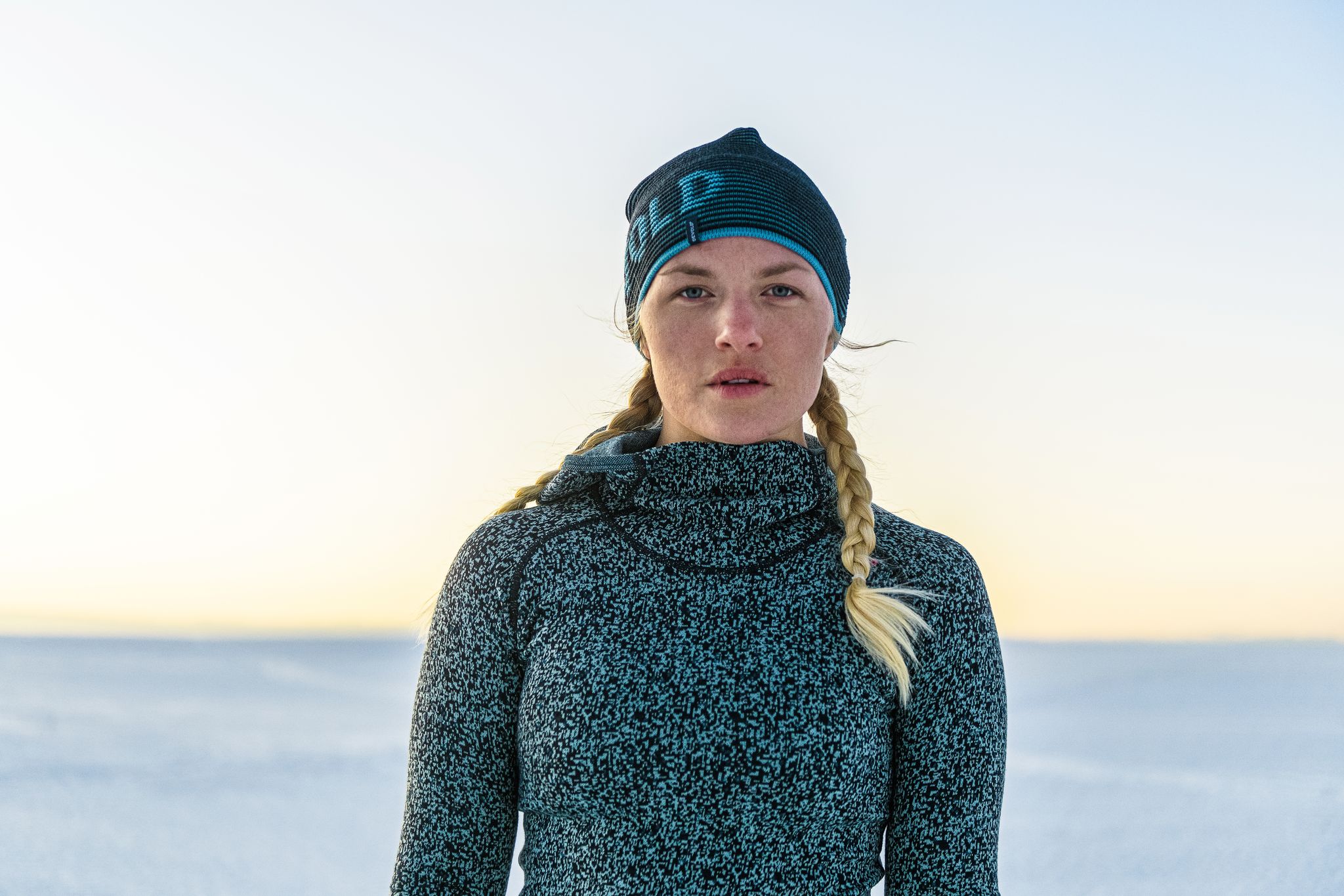 Devold Kvitegga Woman Hoodie Ink Imageansicht