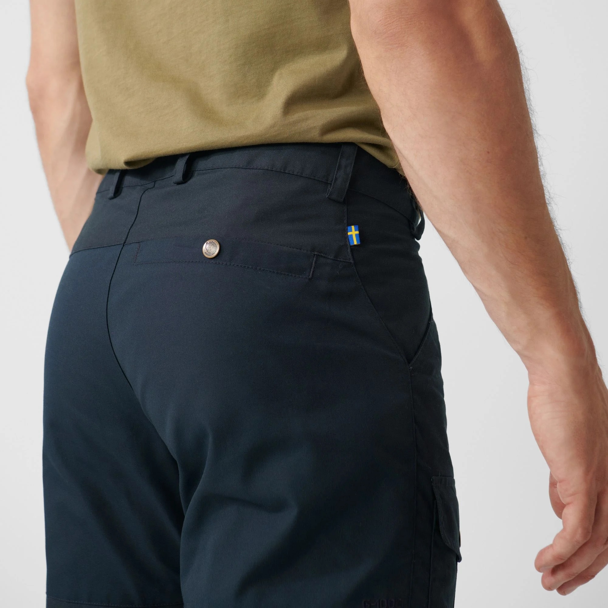 frisliv-fjaellraeven-nils-trousers-m-81752-live4