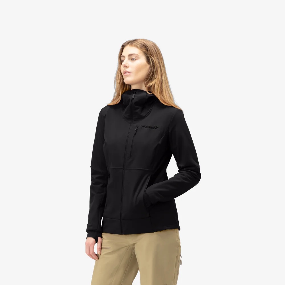Norröna-lofoten-hiloflex-200-hood-1043-20-Caviar-Modelansicht-3